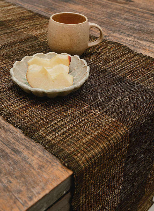 Shadow Table Runner