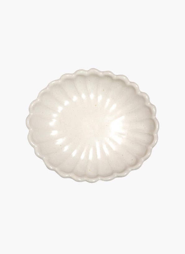 Oval Chrysanthemum Plate